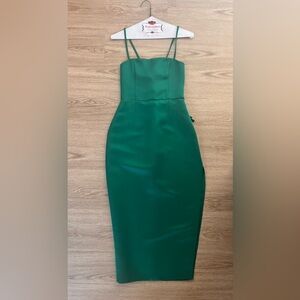 Green midi dress